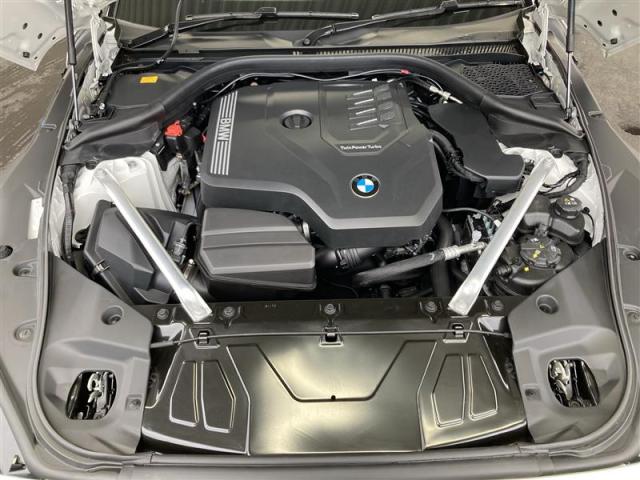 BMW【Z4 sDrive20i M Sport】のご紹介11